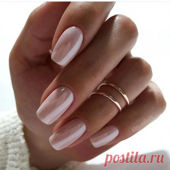 Летний маникюр с розовым золотом