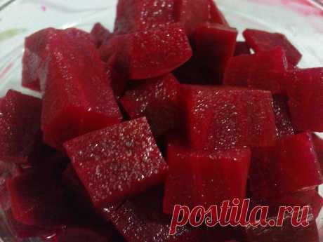 Маринованная свекла c чесноком Просто, но вкусно. Убедитесь сами! И поделитесь с друзьями))))
