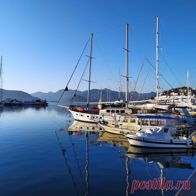 ⚓ Школа, где обучение превращается в захватывающее приключение
⛵ Опытные инструктора 🤩 Индивидуальный подход 💖 Приятные цены
💬 По всем интересующим вопросам 📧 info@sailskill.com 📞 +382 688 77656