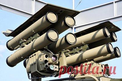 Названа необходимая российскому «Корнету» деталь. Российским противотанковым ракетным комплексам (ПТРК) «Корнет» нужен пульт дистанционного управления, который снизит уязвимость расчета, сообщил военный эксперт Алексей Суконкин в беседе с News.ru. Оператор у пусковой установки становится уязвимым перед ответным огнем.