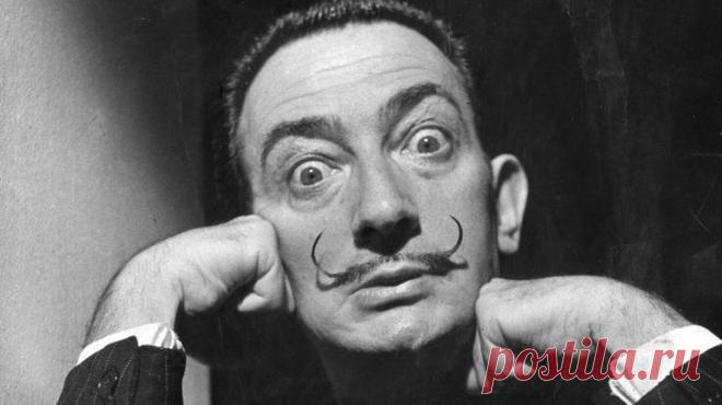 Неприметная картина Сальвадора Дали, которую он считал своей лучшей работой
Сальвадор Дали Сальвадор Дали Один из самых известных представителей сюрреализма, скульптор, режиссер, писатель и один из самых известных художников — Сальвадор Дали. Его работы до сих пор восхищают критиков, а глубина его картин является эталоном работ в стиле сюрреализм. Испанский художник был одним из самых знаменитых...
Читай дальше на сайте. Жми подробнее ➡