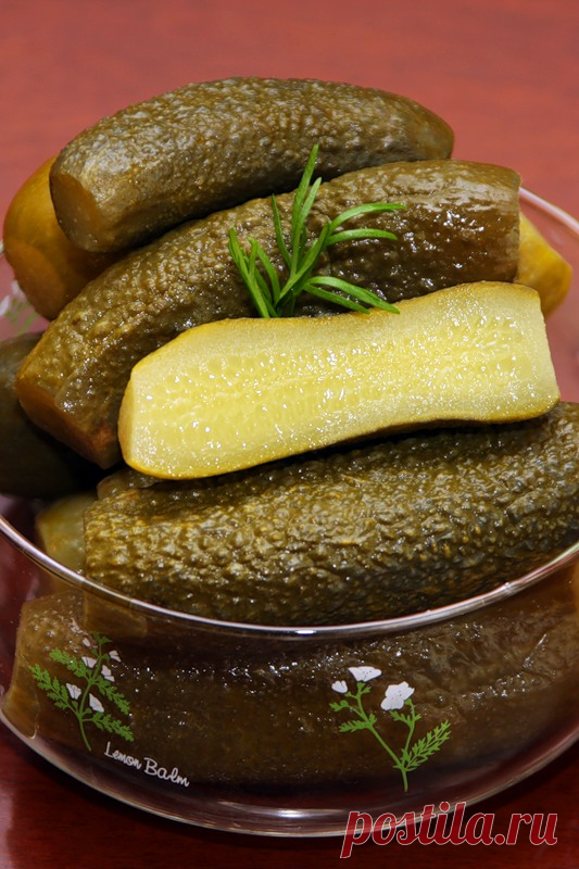 Маринованные огурцы по-болгарски
