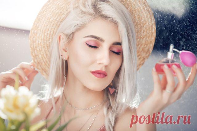 Благоухать, а не попахивать. Что важно знать об использовании парфюма летом