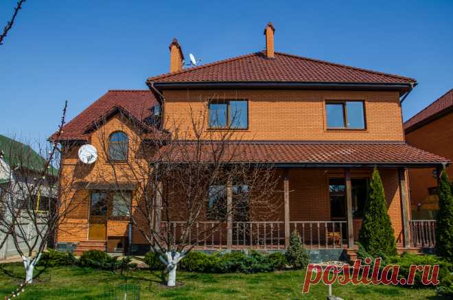 Продажа дома в элитном поселке «Леонидово» на берегу моря.

Дом в близи Черноморска, который предложен к продаже  расположен на живописном побережье Черного моря, в курортном поселке Леонидово (село Санжейка).