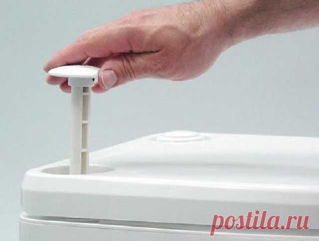 Биотуалет поршневой: насосы (сильфонные), система смыва - как заправить?