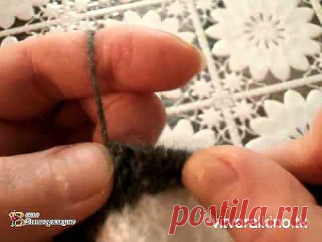 ▶ Два способа закрытия петель крючком.flv - YouTube