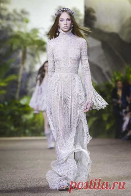 Неделя высокой моды в Париже: Elie Saab весна-лето 2016