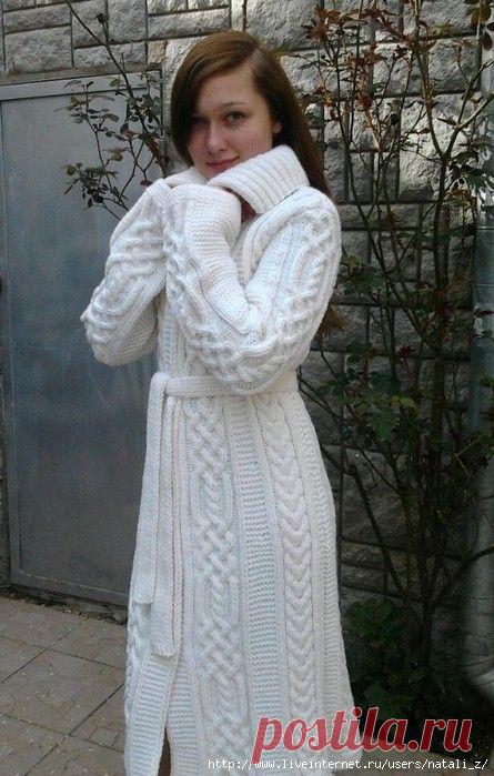 РАБОТА АЛИКИ. БЕЛОЕ ПАЛЬТО АРАНАМИ