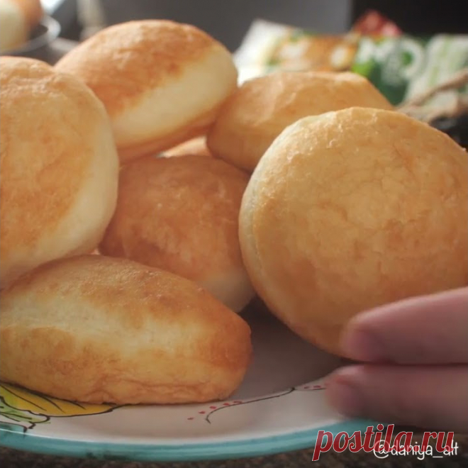 Сегодня делюсь с вами очередным рецептом баурсаков😋На майонезе они получаются особенно мягкие и воздушные, форма не имеет значения, я всегда делаю круглые ?...
