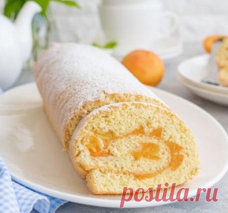 Бисквитный рулет с абрикосами
Ингредиенты:
Продукты (на 6 порций)
Яйца (тёплые) - 5 шт.
Сахар - 150 г
Мука - 150 г
Ванильный сахар - 10 г
Соль - щепотка
Абрикосы - 500 г
Сахарная пудра - 1 ст. ложка