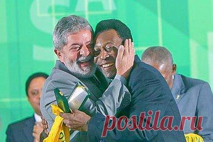 Президент Бразилии вспомнил о напоминающей шоу игре Пеле. Президент Бразилии Луис Лула да Силва отреагировал на смерть Пеле. Он рассказал, что в отличие от молодых бразильцев ему посчастливилось вживую наблюдать шоу, которое Пеле устраивал на футбольном поле. «Когда он касался мяча, он всегда делал что-то особенное, что много раз заканчивалось голом», — вспомнил политик.