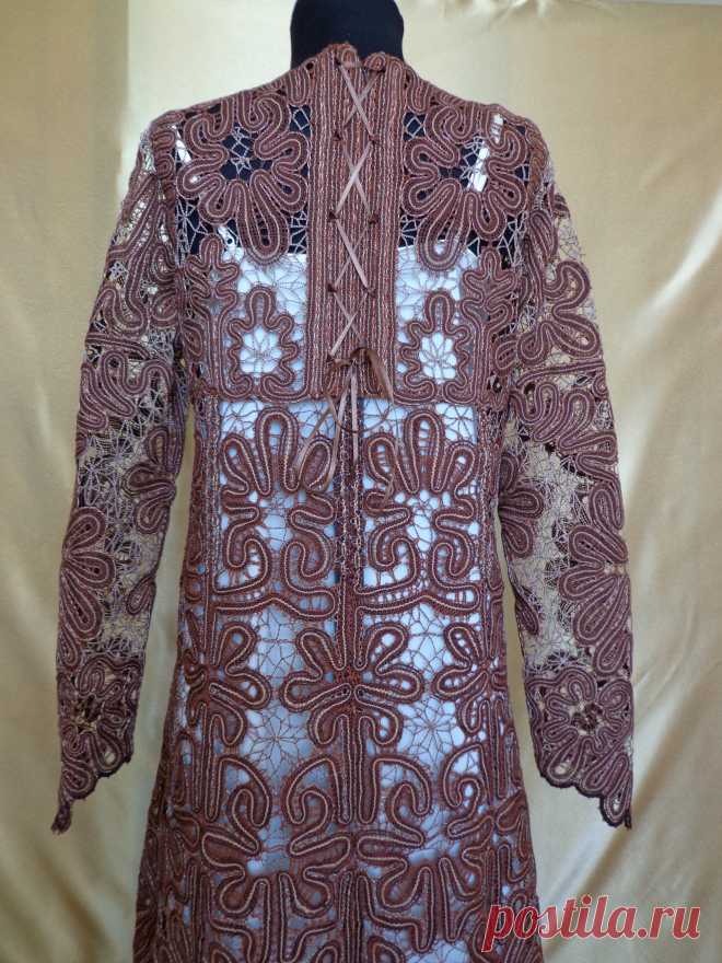 Платье кружевное "Шоколад" сплетено на коклюшках.Нитки-хлопок коричневого и бежевого цвета .