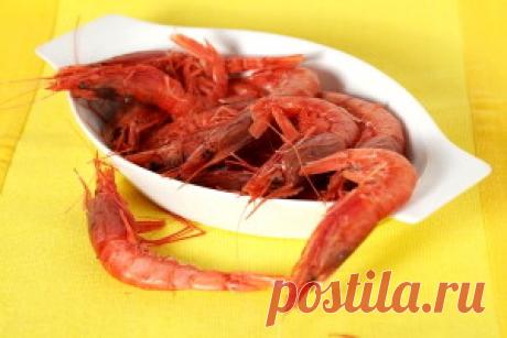 Как правильно чистить креветки