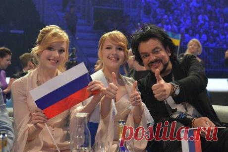 МОЛОДЦЫ ДЕВЧОНКИ!!! 7 МЕСТО - ЭТО КРУЧЕ, ЧЕМ ПРЕДРЕКАЛИ И Я ГОРЖУСЬ ТЕМ, ЧТО НАШУ СТРАНУ ПРЕДСТАВЛЯЛИ МОЛОДЫЕ, ТАЛАНТЛИВЫЕ И КРАСИВЫЕ ДЕВОЧКИ, А НЕ КАКАЯ-ТО ТАМ....КОНЧИТА!
БЛИН, КОНЧЕННАЯ ЕВРОПА! УЖЕ НЕДОСТАТОЧНО, ВИДАТЬ, ТОРЖЕСТВА ГЕЙ - ПАРАДОВ, БЕЗУМИЕ ПРОДОЛЖАЕТСЯ...