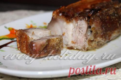 Запеченная свиная грудинка в духовке в пакете: рецепт с фото