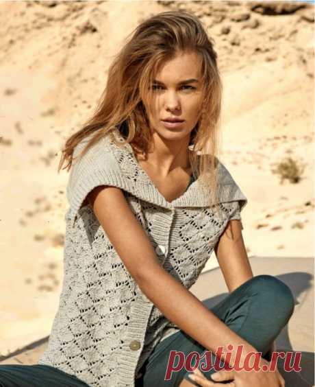 Ажурный жилет с большим воротником, вязаный спицами — HandMade