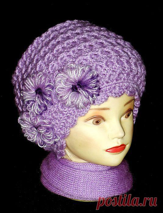 Сиреневая шапочка из ангоры .