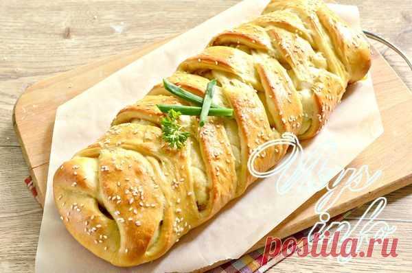 Кулебяка с капустой Кулебяка – пирог с начинкой из капусты, мяса, рыбы, грибов или же ассорти из этих продуктов. Эта вкуснейшая выпечка известна с древнейших времён – тогда она присутствовала абсолютно на всех столах, не…