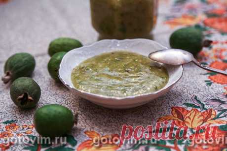 Сырое варенье из фейхоа. Рецепт с фото Спелые ягоды фейхоа невероятно вкусно пахнут. Очень напоминает клубнику, но есть еще какие-то сладковато-цитрусовые нотки. Всем известно, что фейхоа богато йодом, поэтому прежде чем делать и есть такое варенье, стоит узнать, а точно ли для вас будет полезна такая йодовая добавка. Приятного аппетита и будьте здоровы!