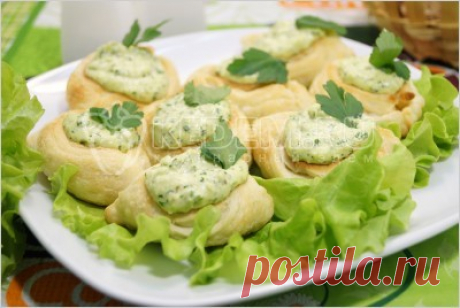 Слойки с сырной пастой – Рецепты. Закуски. Закуски из яиц, из сыра, из творога