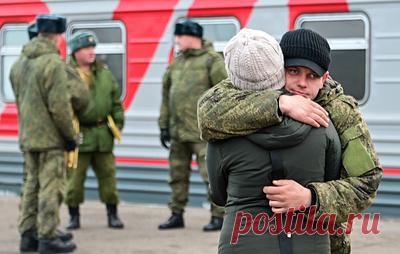 Совет Федерации проработает меры поддержки для мобилизованных бизнесменов. В частности, предприниматели смогут воспользоваться отсрочкой с момента получения повестки, отметил председатель комитета по регламенту и организации парламентской деятельности Вячеслав Тимченко