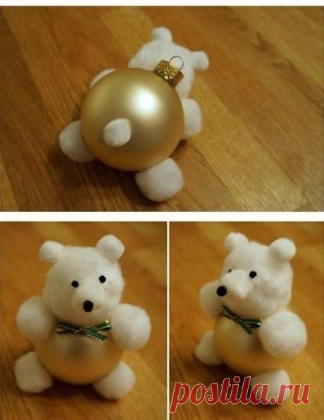 Мишка из елочного шара и ваты — Сделай сам, идеи для творчества - DIY Ideas
