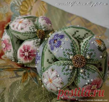 Винтажная мини-игрушка ВЫШИТЫЙ ШАРИК. Мастер-класс