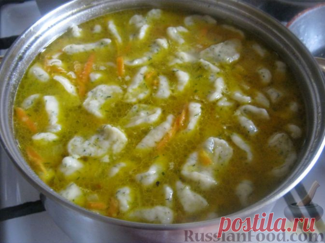 СУП С ЧЕСНОЧНЫМИ ГАЛУШКАМИ