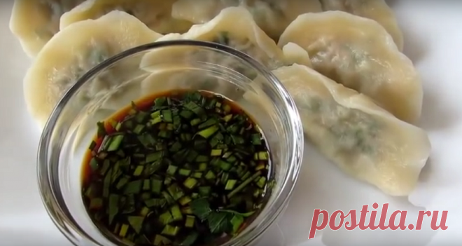 Пельмени с помидорами и зеленым луком: очень вкусное блюдо