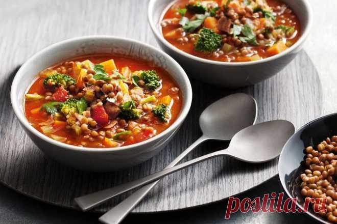 Lentil, sweet potato & pancetta soup