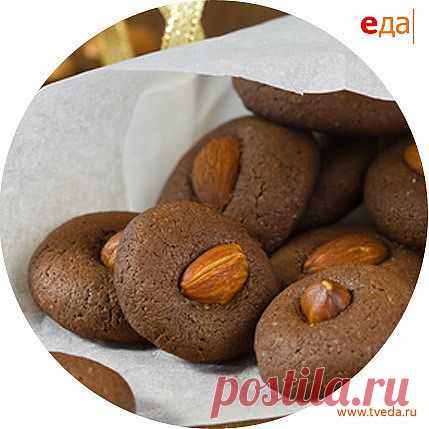 Домашнее шоколадное печенье с орехами