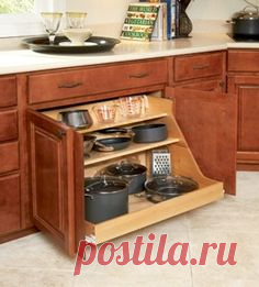 Pot and Pan Drawer. this is seriously awesome! oooh... great idea for my new kitchen [ SkinnyFoxDetox.com ]