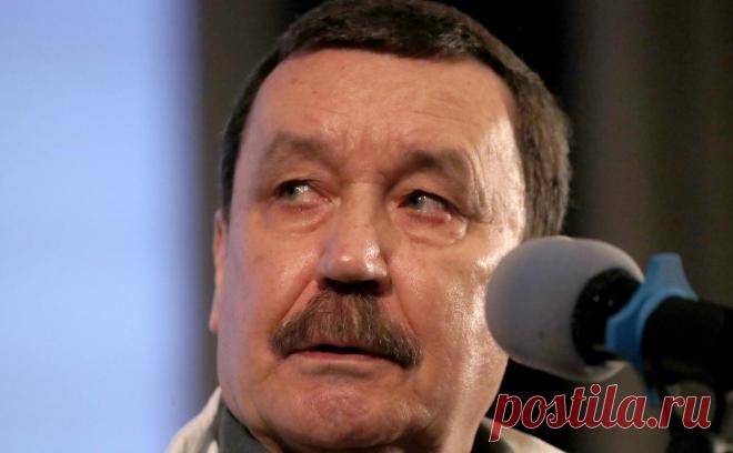 Умер режиссер Вадим Абдрашитов. Режиссер таких фильмов как «Слово для защиты», «Охота на лис» и «Остановился поезд» умер на 79-м году жизни от онкологического заболевания