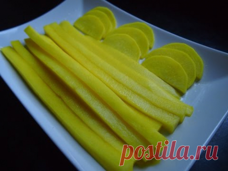 Корейская кухня: Танмуджи (단무지) или желтая маринованная редька