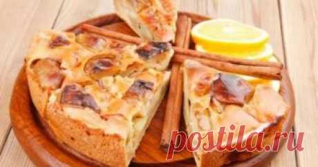Постная шарлотка с яблоками - простые и вкусные рецепты выпечки без молока и яиц. 
Традиционный рецепт, по которому готовится яблочный пирог, подразумевает добавление кефира или сметаны, основным ингредиентом становятся яйца. Однако существует и такой вариант как постная шарлотка с…