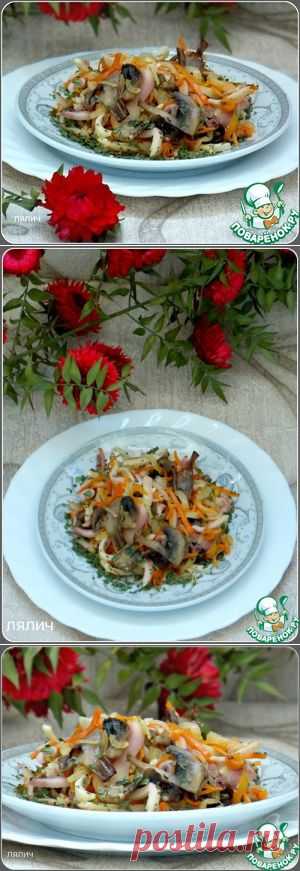 Теплый салат с кальмарами и грибами - кулинарный рецепт