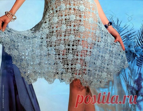 По страницам "Журнала МОД"...
Продолжаем знакомство с номером 537 (2011) и представляем кофточку  Татьяны Андреевой и две работы Светланы Афзаловой. Кофточка создает иллюзию нерегулярной сетки, хотя на самом деле связана из отдельных мотивов по схеме, а платье - комбинирование ИК с вязанием из мотивов