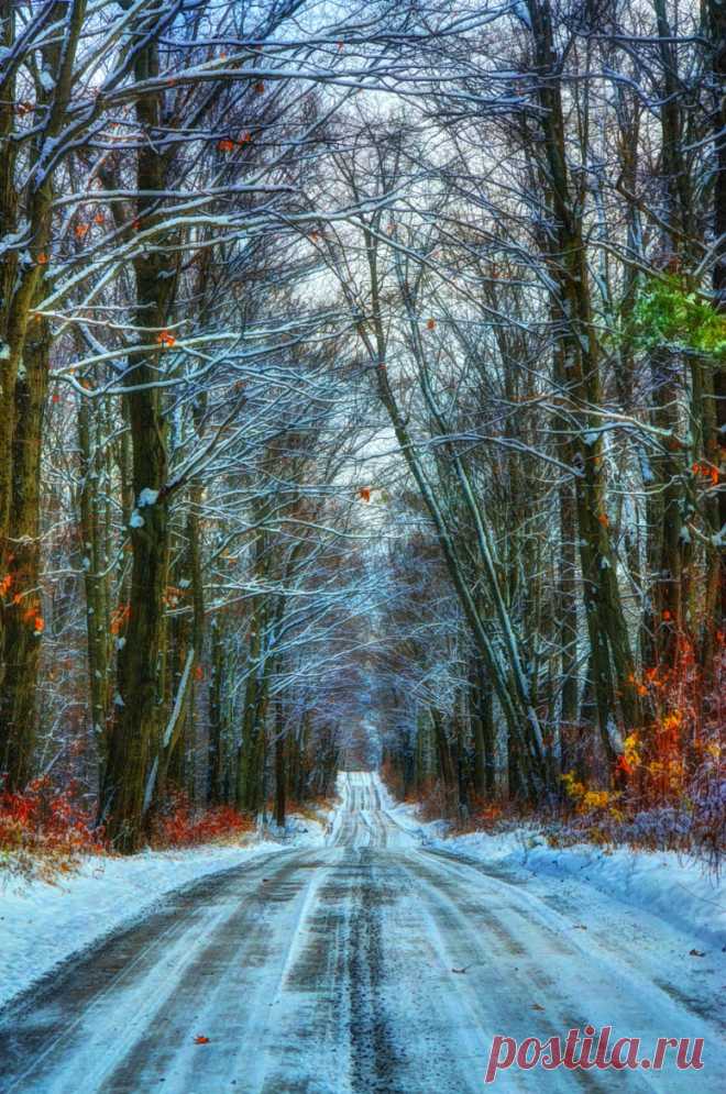 Artistic-realistic nature - 💙 wintery road on 500px by Arvo Poolar,...