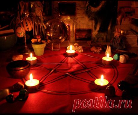 Приворот в домашних условиях: как сделать и последствия. Как сделать приворот в домашних условиях? Сделать приворот на мужчину, читать в домашних условиях, который точно сработает без последствий. Сильный приворот в домашних условиях – это присушка