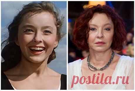 Советские актёры в своих первых фильмах и сейчас Анастасия Вертинская в фильме "Алые паруса", 1961 год и на XII церемонии вручения национальной премии в области кинематографии "Золотой Орел", 2014 годИгорь Костолевский в фильме "Семья как семья", 19…