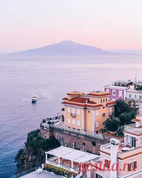 #Сорренто@discoverygroup