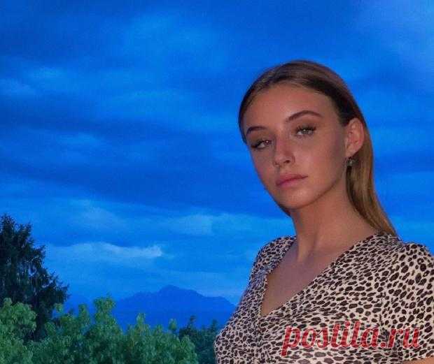 17-летняя звезда соцсетей Виттория ди Савойя стала наследной принцессой Италии