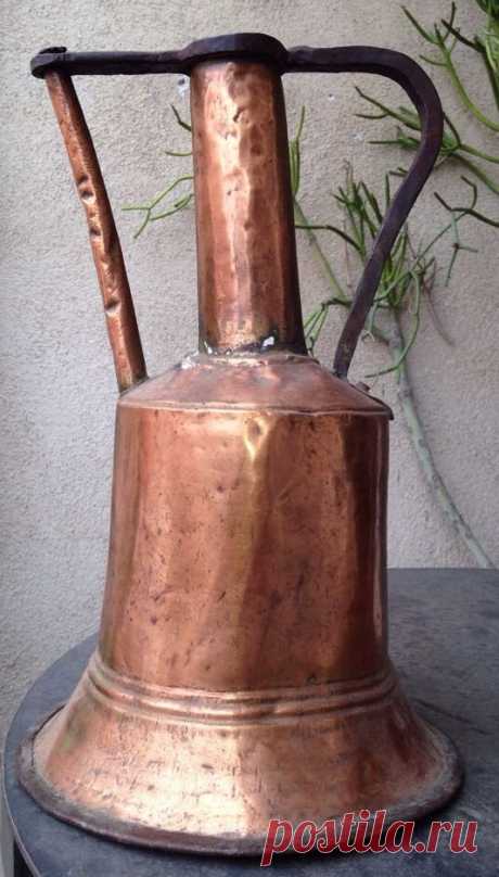 Antique COPPER COFFEE POT Wrought Iron Arts Crafts Puru Distinctive Rustic Tea • Studio Antiques $84.75 Antique Copper coffee / Tea or ? Not Sure' Nice Decorative Piece 14"high x83/4"Dia Has Wrought iron Handle and Base unusual Shape Maybe Puru All hand worked , Defiantly Used piece COOL 😀☕☕😄