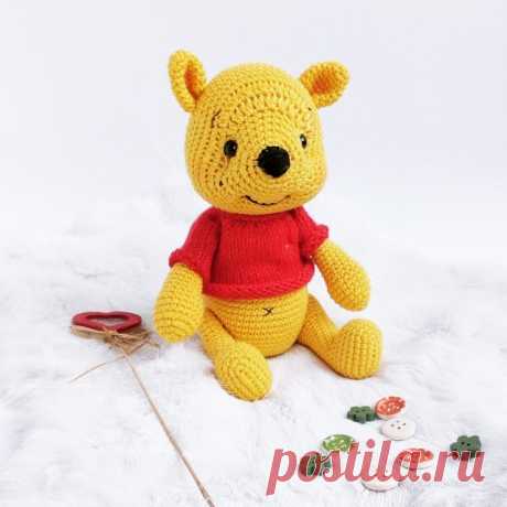 PDF Винни Пух крючком. FREE crochet pattern; Аmigurumi doll patterns. Амигуруми схемы и описания на русском. Вязаные игрушки и поделки своими руками #amimore - Винни Пух, Winnie the Pooh, медведь, зефирный медвежонок, плюшевый мишка, teddy bear, oso, suportar, ours, bär, ayı, niedźwiedź, medvěd, bära. Amigurumi doll pattern free; amigurumi patterns; amigurumi crochet; amigurumi crochet patterns; amigurumi patterns free; amigurumi today.