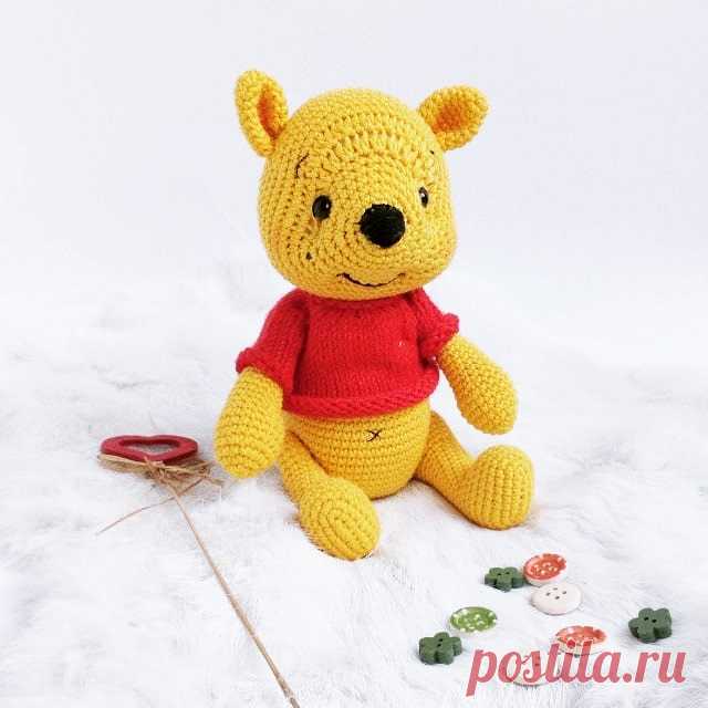 PDF Винни Пух крючком. FREE crochet pattern; Аmigurumi doll patterns. Амигуруми схемы и описания на русском. Вязаные игрушки и поделки своими руками #amimore - Винни Пух, Winnie the Pooh, медведь, зефирный медвежонок, плюшевый мишка, teddy bear, oso, suportar, ours, bär, ayı, niedźwiedź, medvěd, bära. Amigurumi doll pattern free; amigurumi patterns; amigurumi crochet; amigurumi crochet patterns; amigurumi patterns free; amigurumi today.