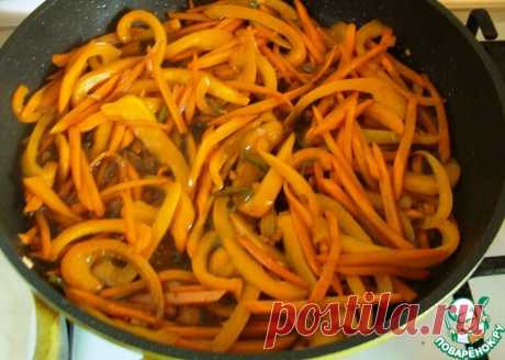 Куриная печень с овощами в китайском варианте