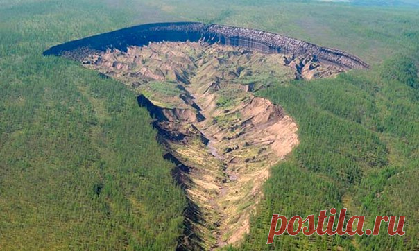 «Кратер Батагайка» в Восточной Сибири 

В Верхоянском районе недалеко от якутского поселка Батагай существует гигантский кратер необычной формы. Геологи обнаружили его четверть века назад и до сих пор не могут точно определить природу его происхождения, а среди местных жителей он почему-то сразу стал пользоваться дурной славой «ворот в ад». 
Сегодня его называют «кратер Батагайка». Это огромная воронка глубиной 120 метров, ежегодно увеличивающаяся на 20 метров и переходяща...