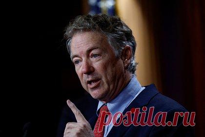 В Сенате США сочли финансирование Украины оскорблением американцев. Законопроект о выделении 60 миллиардов долларов помощи Украине является прямым оскорблением американцев, заявил сенатор-республиканец Рэнд Пол. Он возмутился тем фактом, что Вашингтон хочет передать Украине 300 миллионов долларов на охрану ее границ, но в то же время игнорирует миграционный кризис на южной границе США.