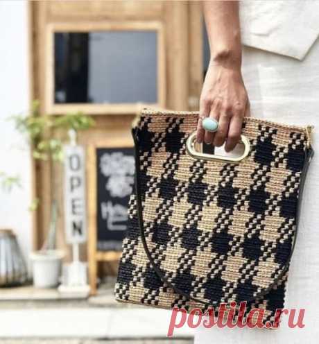 Сумка крючком в технике жаккарда!  #вязание  • #сумка  ничего лишнего читать на дзен яндекс