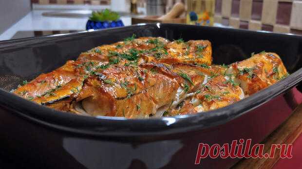 Вкуснее еще никто не придумал. Старый советский рецепт самой простой рыбы, а вкусно по-царски - Будет вкусно - Медиаплатформа МирТесен Это очень старый советский рецепт, а как приготовить простую дешевую рыбу вкуснее, еще никто не придумал. Обычный минтай в духовке и действий минимум, а вкус и даже вид получается по-царски шикарным. Все ингредиенты и их количество есть в конце статьи. Как приготовить: Итак, хорошенько чистим - 20 октября - 43293629253 - Медиаплатформа МирТесен